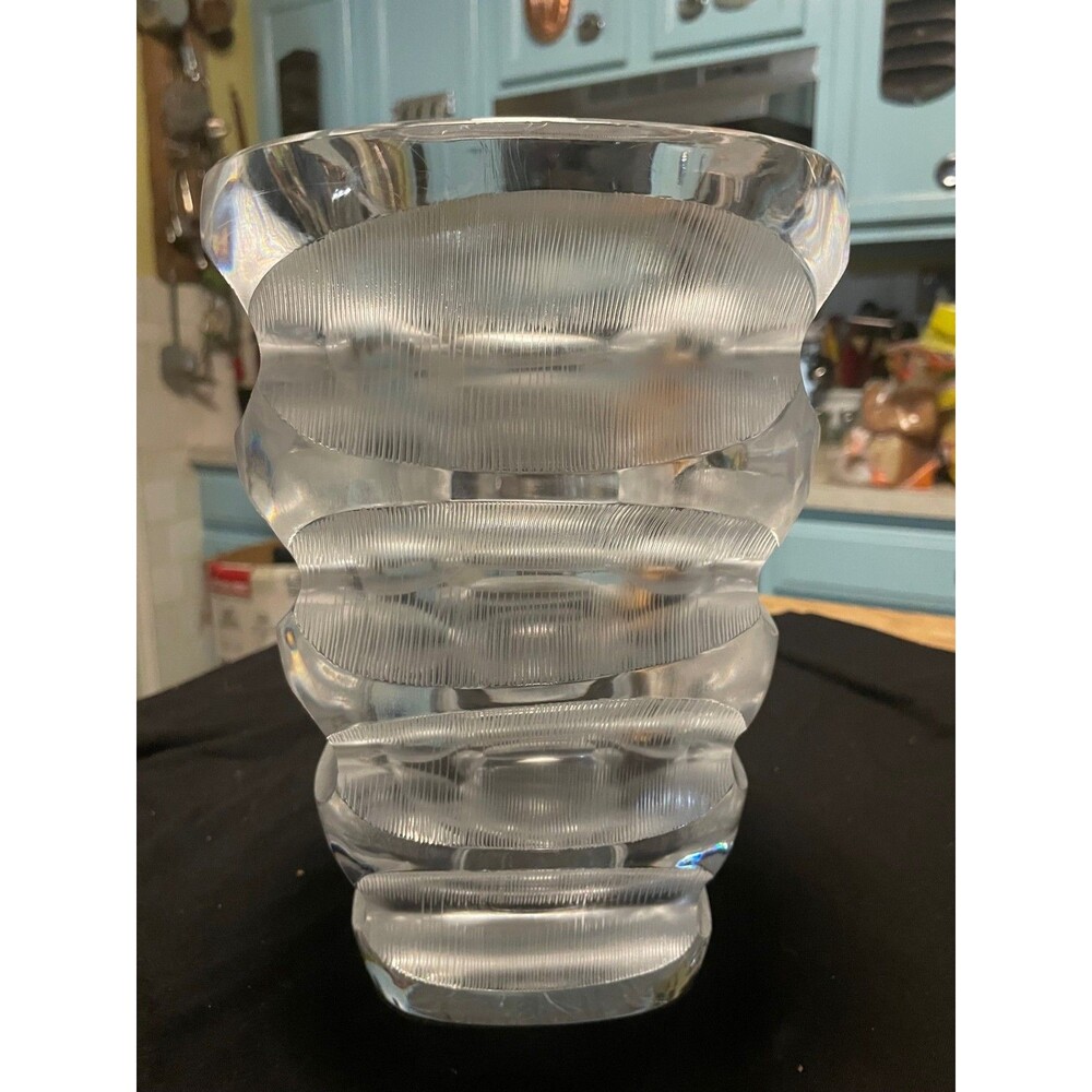 Vintage LaLique Mortefontaine French Lead Crystal Vase